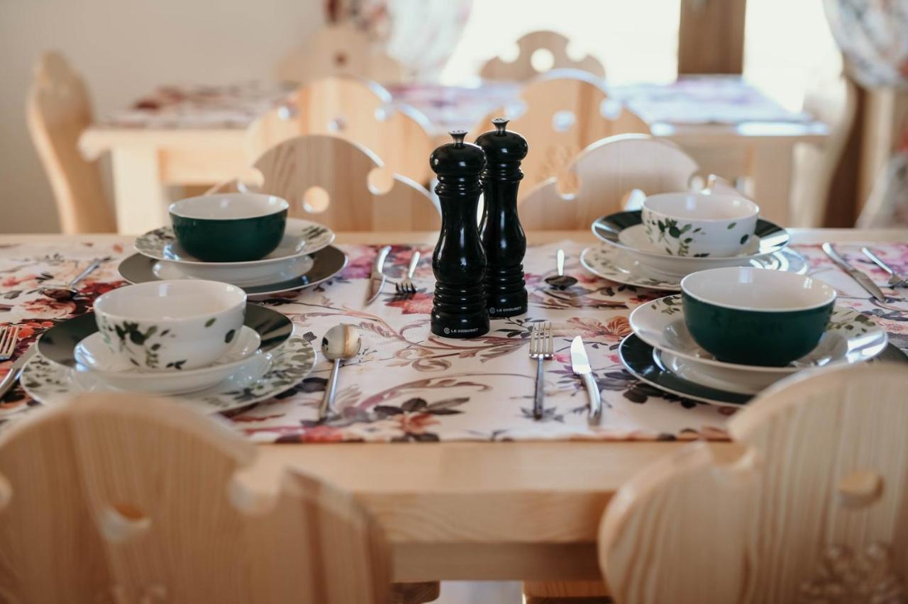 Tarasowka U Zajaca Bed & Breakfast Czerwienne Bagian luar foto